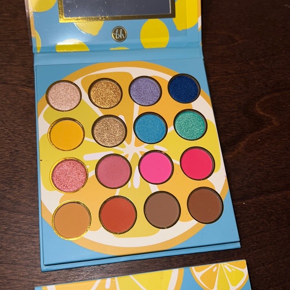 NIB - BH COSMETICS - COLORI VIVACI - 16 Color Eye Shadow Palette - Picture 5 of 15